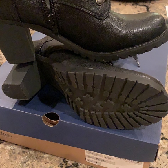 NIB Bass Zee Black Booties 🔥 offers welcomed - Picture 4 of 5